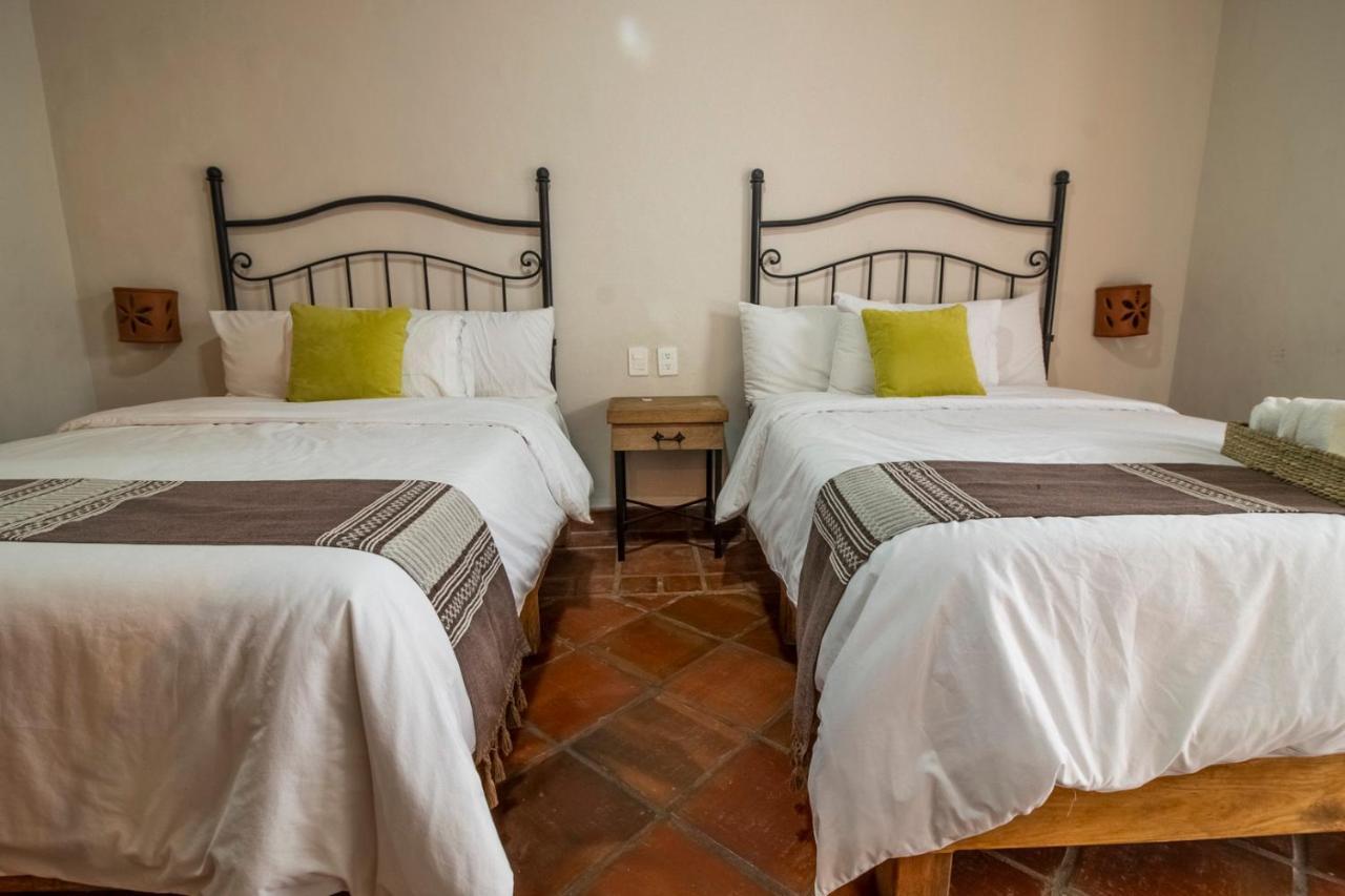 Hotel Puerta San Pedro Tlaquepaque Exterior foto